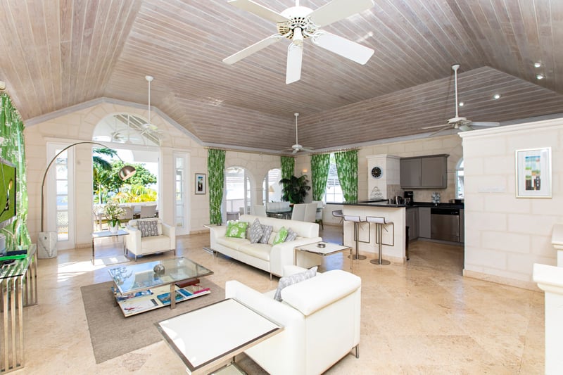 Royal Villa 1 | Swansway