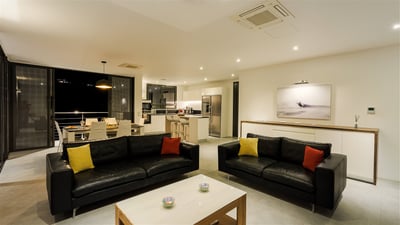 Luxury Villa Photo #24