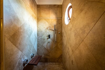 Luxury Villa Photo #31