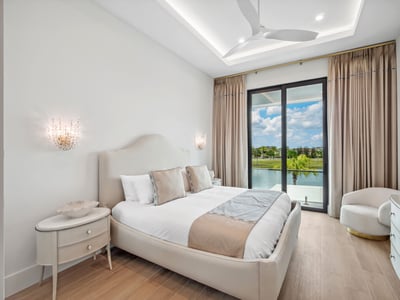 Luxury Villa Photo #56