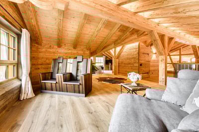 Luxury Villa Photo #17