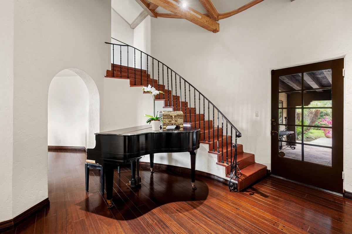Sand Acre Estate