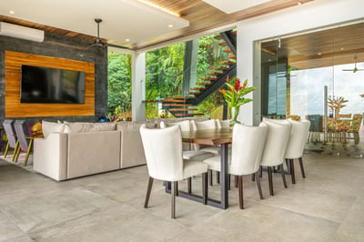 Luxury Villa Photo #13