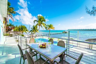Luxury Villa Photo #4