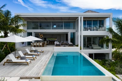 Luxury Villa Photo #2