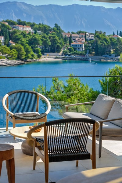 Luxury Villa Photo #13