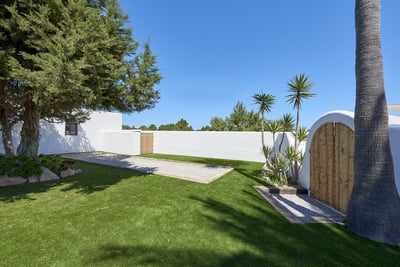 Luxury Villa Photo #8