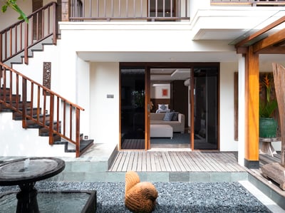 Luxury Villa Photo #16