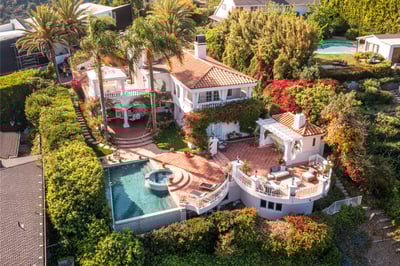 Luxury Villa Photo #2