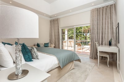 Luxury Villa Photo #28