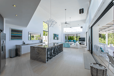 Luxury Villa Photo #20