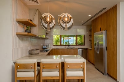 Luxury Villa Photo #11