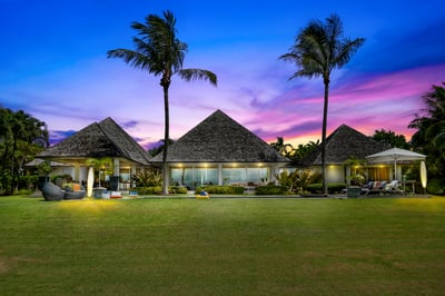 Luxury Villa Photo #5