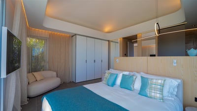 Luxury Villa Photo #56