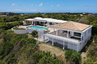 Luxury Villa Photo #36