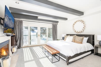 Luxury Villa Photo #13