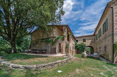 Luxury Villa Photo #47
