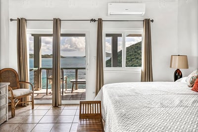 Luxury Villa Photo #10