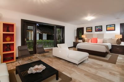 Luxury Villa Photo #21