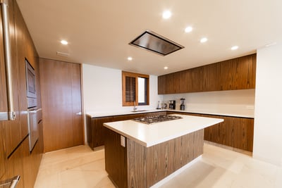 Luxury Villa Photo #16