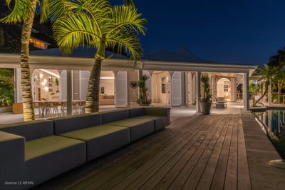 Luxury Villa Photo #15