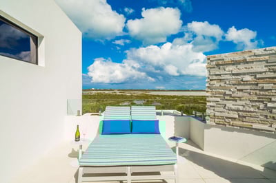 Luxury Villa Photo #32