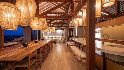 Kitchen & Dining Area