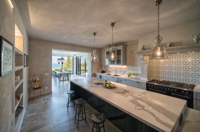 Luxury Villa Photo #7