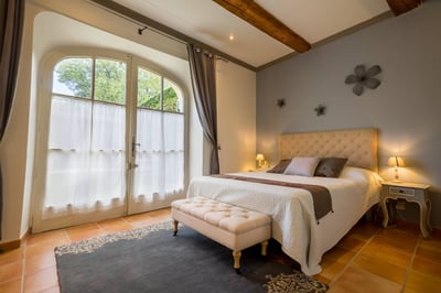 Luxury Villa Photo #25