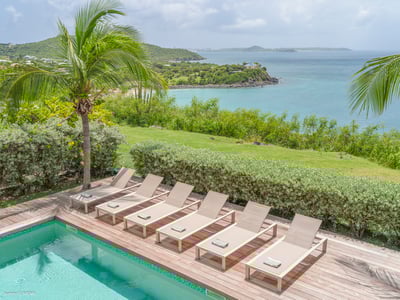 Luxury Villa Photo #4