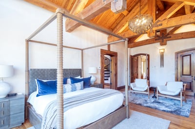 Luxury Villa Photo #19