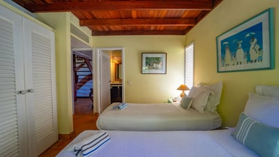 Luxury Villa Photo #42