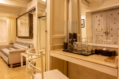 Luxury Villa Photo #12
