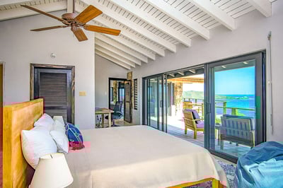 Luxury Villa Photo #27