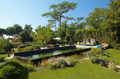Luxury Villa Photo #2
