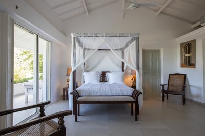 Luxury Villa Photo #17