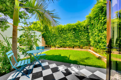 Luxury Villa Photo #5