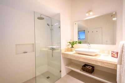 Luxury Villa Photo #14