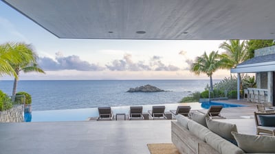 Luxury Villa Photo #10