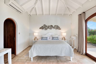 Luxury Villa Photo #20