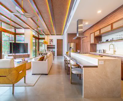 Luxury Villa Photo #25
