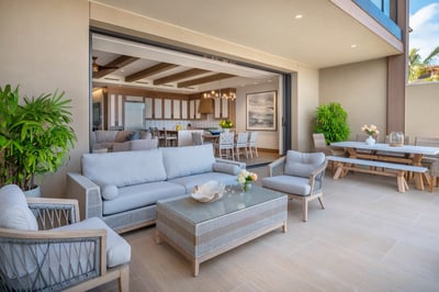 Luxury Villa Photo #6