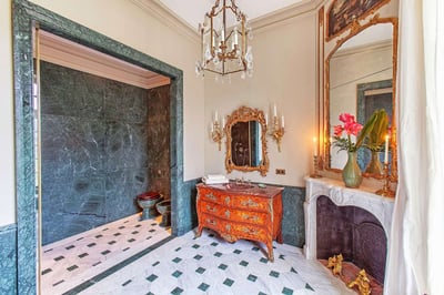 Luxury Villa Photo #13
