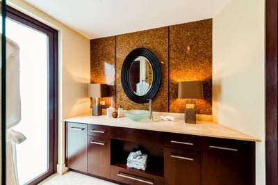 Luxury Villa Photo #23