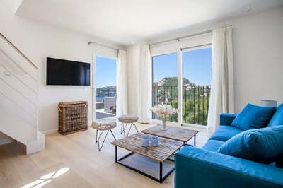Luxury Villa Photo #23