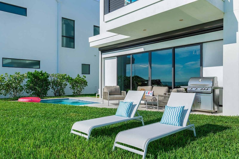 Ocean Sunset at Harbor Island Beach Club