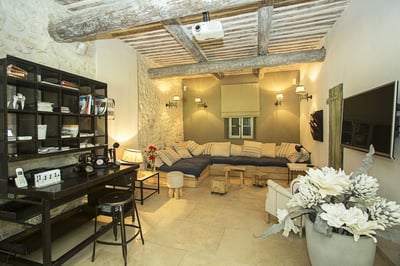 Luxury Villa Photo #8