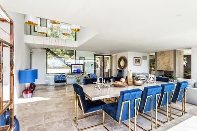 Luxury Villa Photo #16