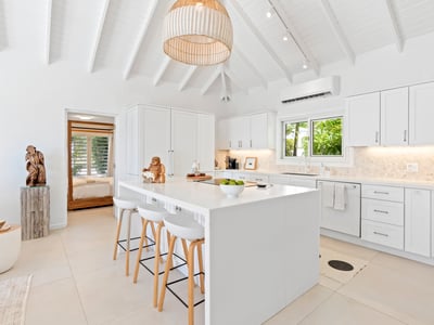 Luxury Villa Photo #10