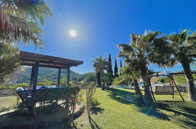 Luxury Villa Photo #8